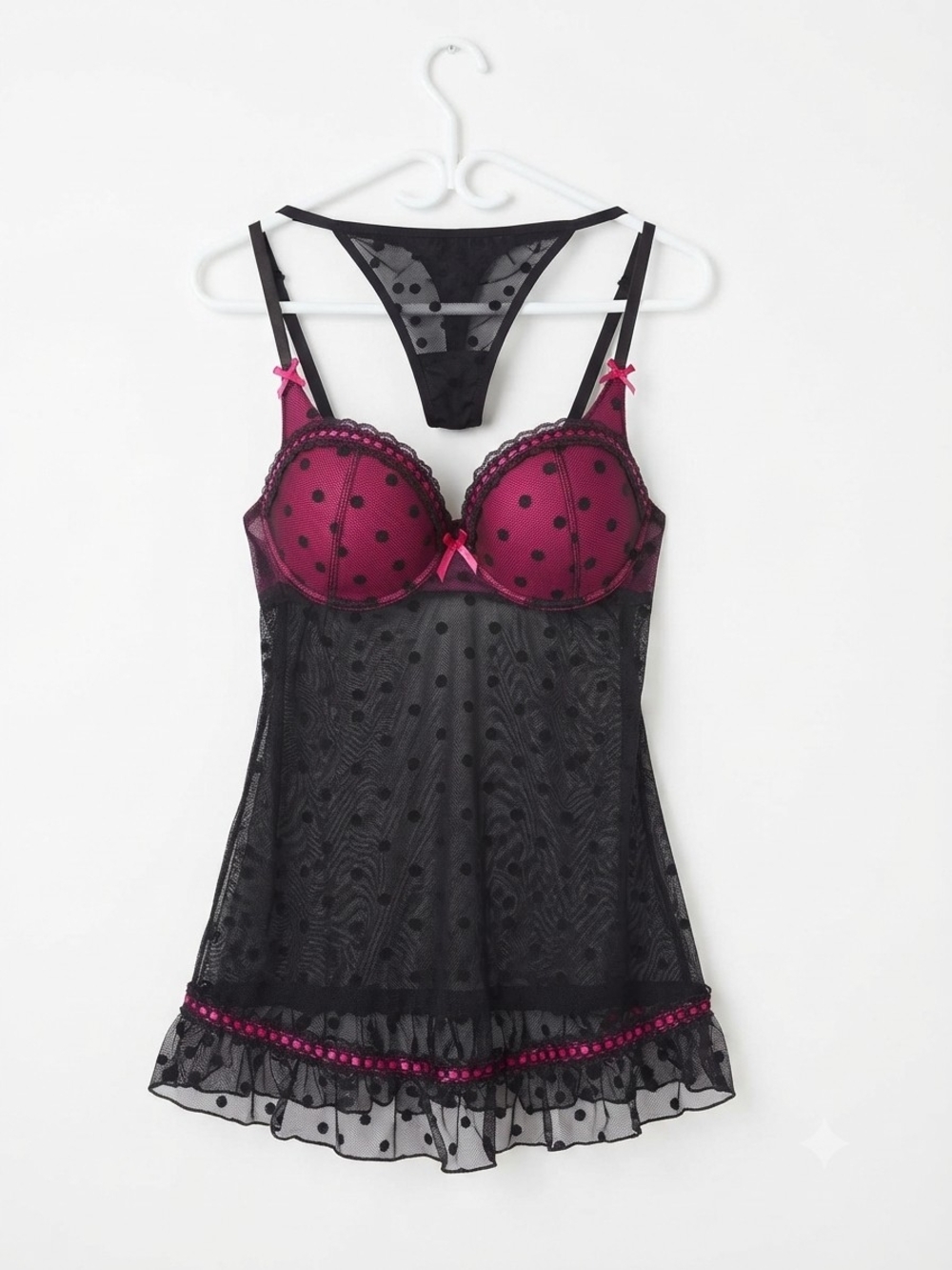 💕🖤 Victoria’s Secret Hot Pink & Black Polka Dot Babydoll Lingerie Set.